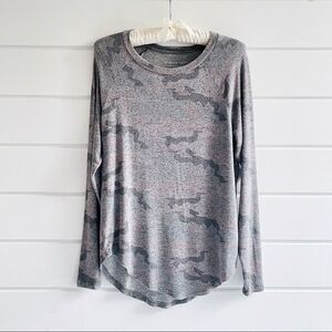 American Eagle Soft & Sexy Plush Camouflage Sweater Oversized Size XS